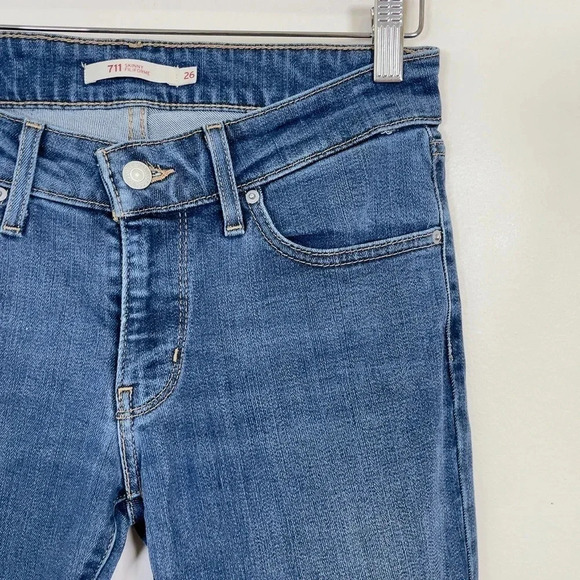 LEVI'S | 711 SKINNY  MEDIUM WASH JEANS - Picture 5 of 15